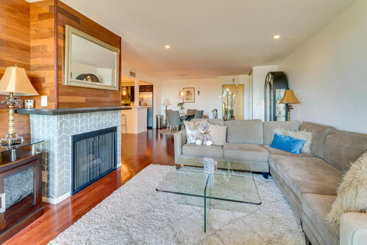 Granada Hills With Community Pool And Workspace Apartamento